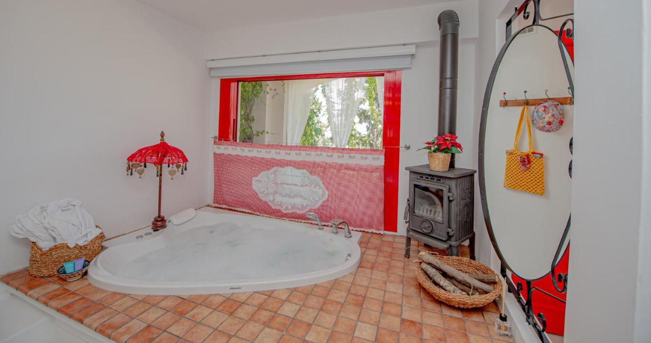 Villa Taraca Alacati Romantik Otel (Adults Only) מראה חיצוני תמונה