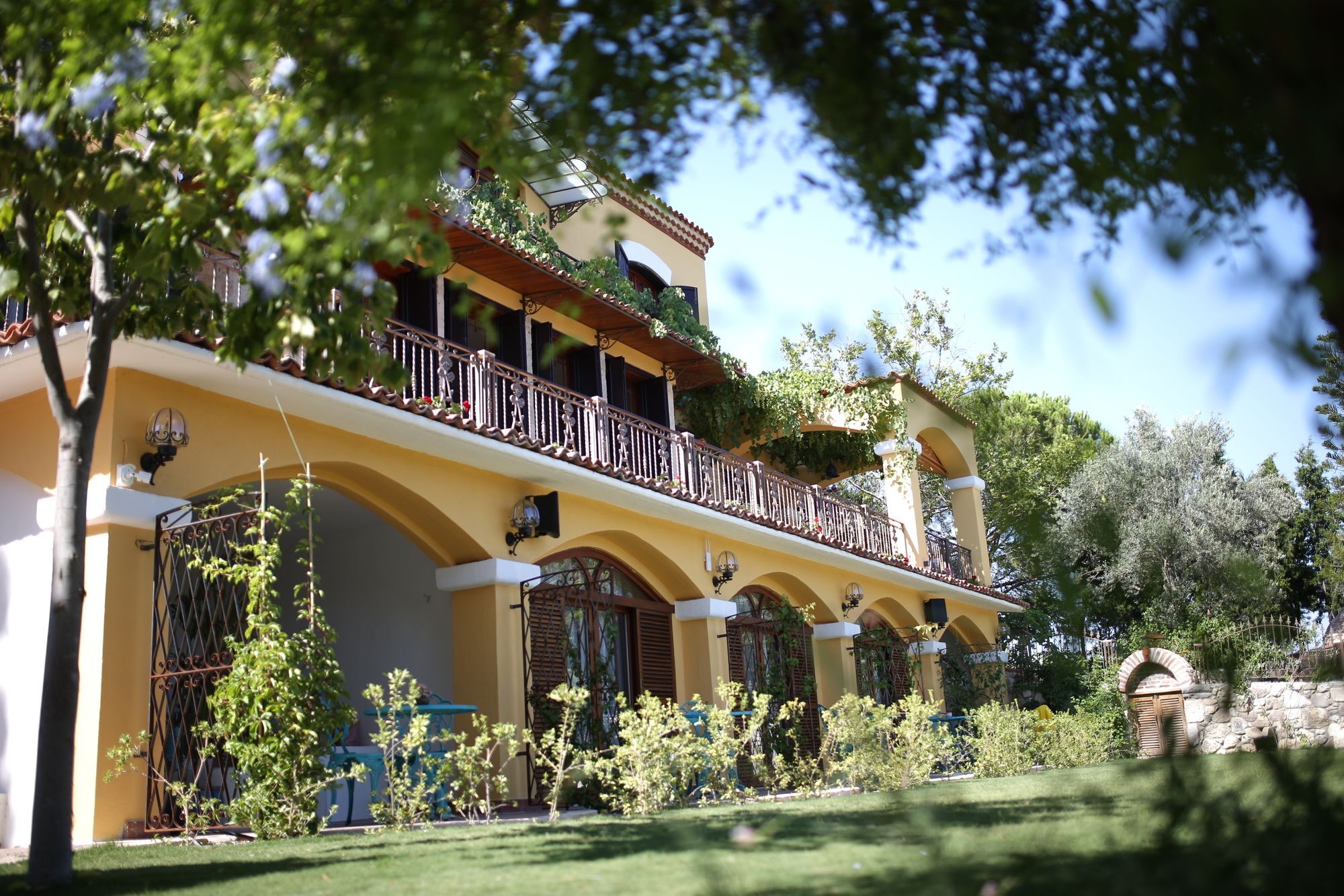 Villa Taraca Alacati Romantik Otel (Adults Only) מראה חיצוני תמונה